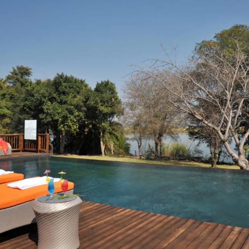 Cresta Mowana Lodge